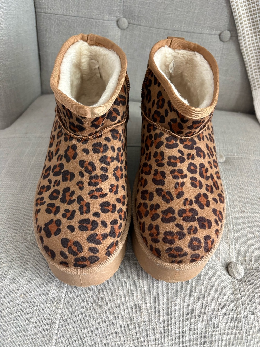 Mudd Leopard Print Ankle Booties in Brown and Black